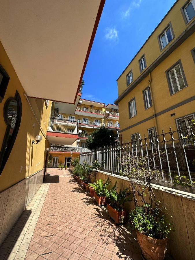Ferienwohnung Renza House Chiaia Neapel Exterior foto